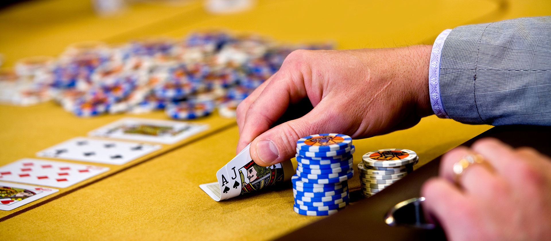 Rekomendasi Situs Poker Pelangi Aman Dan Terpercaya